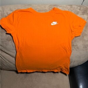 Nike Womens’ X-Small Neon Orange Short Sleeve Logo Tee